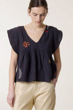 Leon & Harper Com Embroidered Top in Carbone